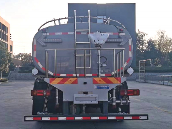 10方纯电动清洗洒水车