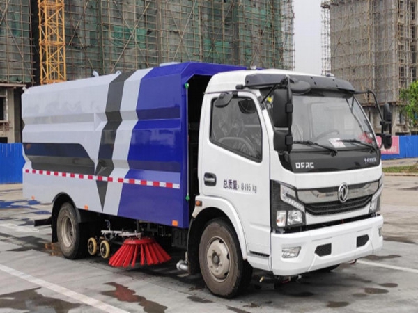 东风8方纯电动洗扫车