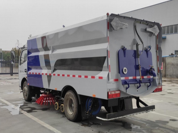 东风8方纯电动洗扫车