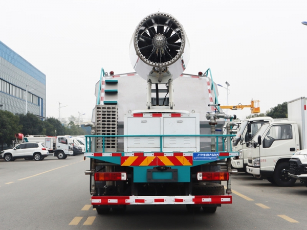 7方纯电动多功能抑尘车