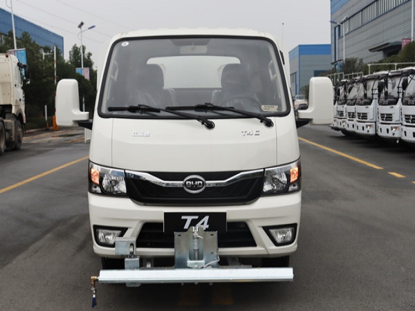 比亚迪1.2方纯电动路面养护车
