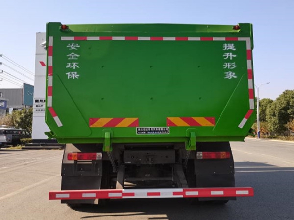 31T电式纯电动自卸式垃圾车