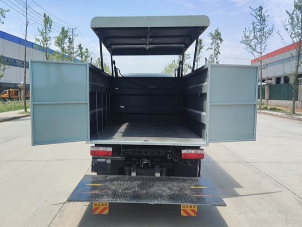 小型纯电动密闭式桶装垃圾车